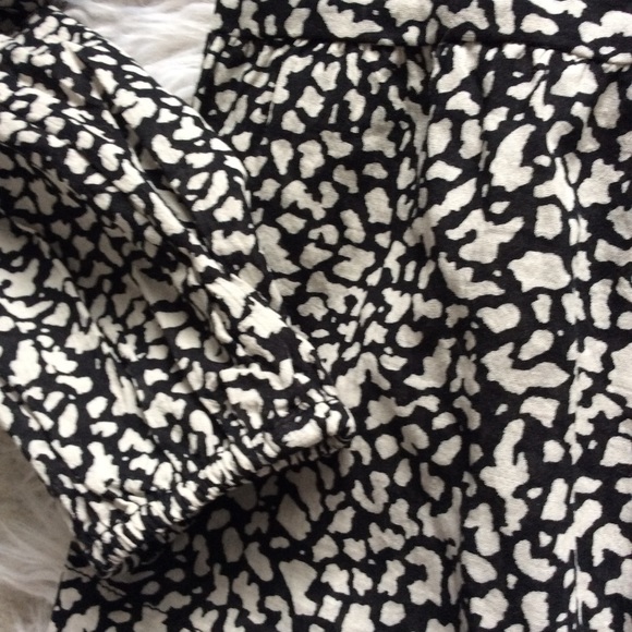 NWT GAP Printed Peplum Top - Picture 7 of 8